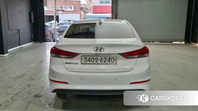 Hyundai Avante AD id 3608393 из Кореи 12