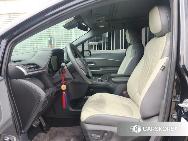 Toyota Saina id 4366026 из Китая 11