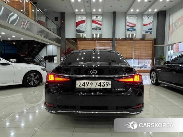 Lexus ES300h 7th generation id 4194435 из Кореи 14