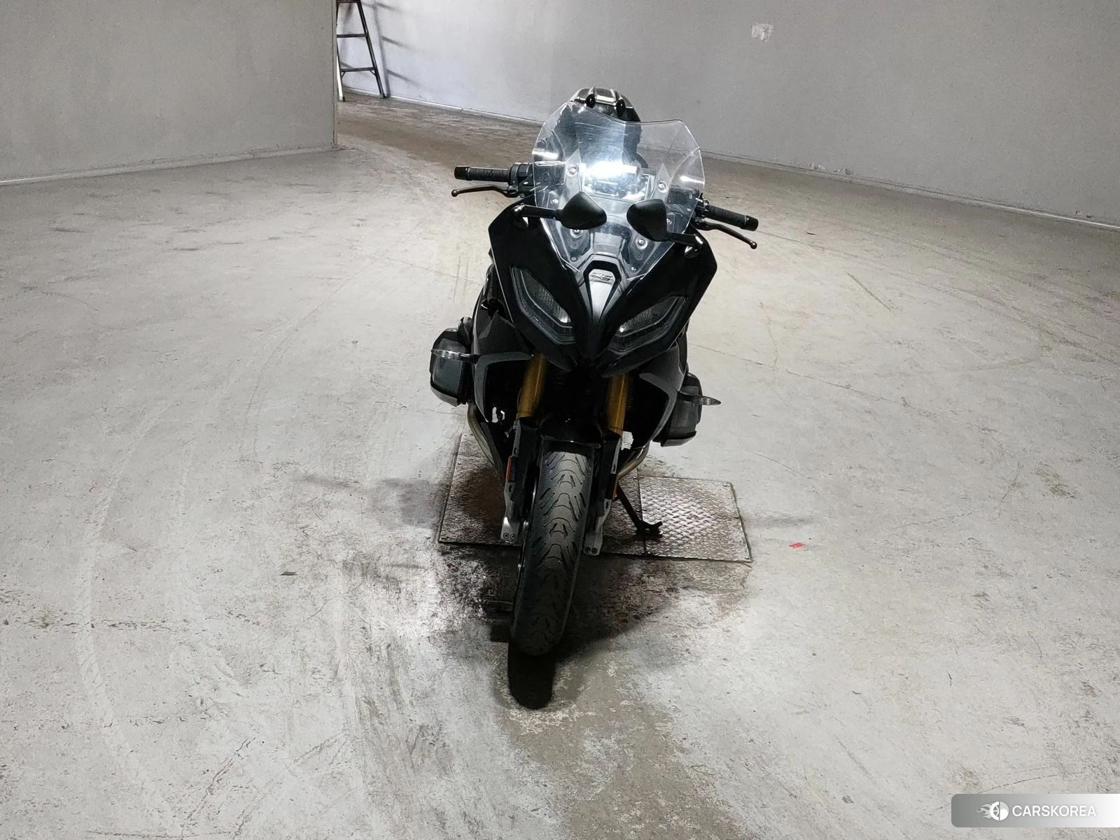 BMW R1250RS 2022 из Японии
