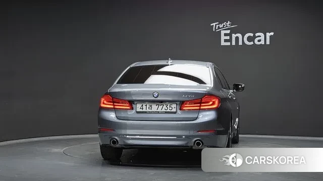 BMW 5 Series (G30) id 3209873 из Кореи 14