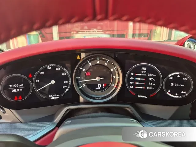 Porsche 911(992) id 3236552 из Кореи 7