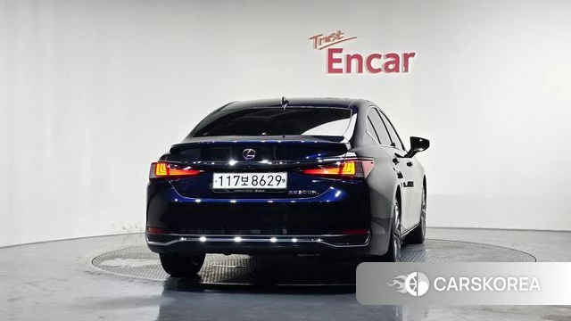 Lexus ES300h 7th generation id 4608327 из Кореи 27