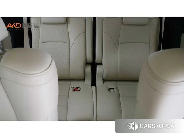 Toyota Elfa 2021 Белый из Китая, фото 5