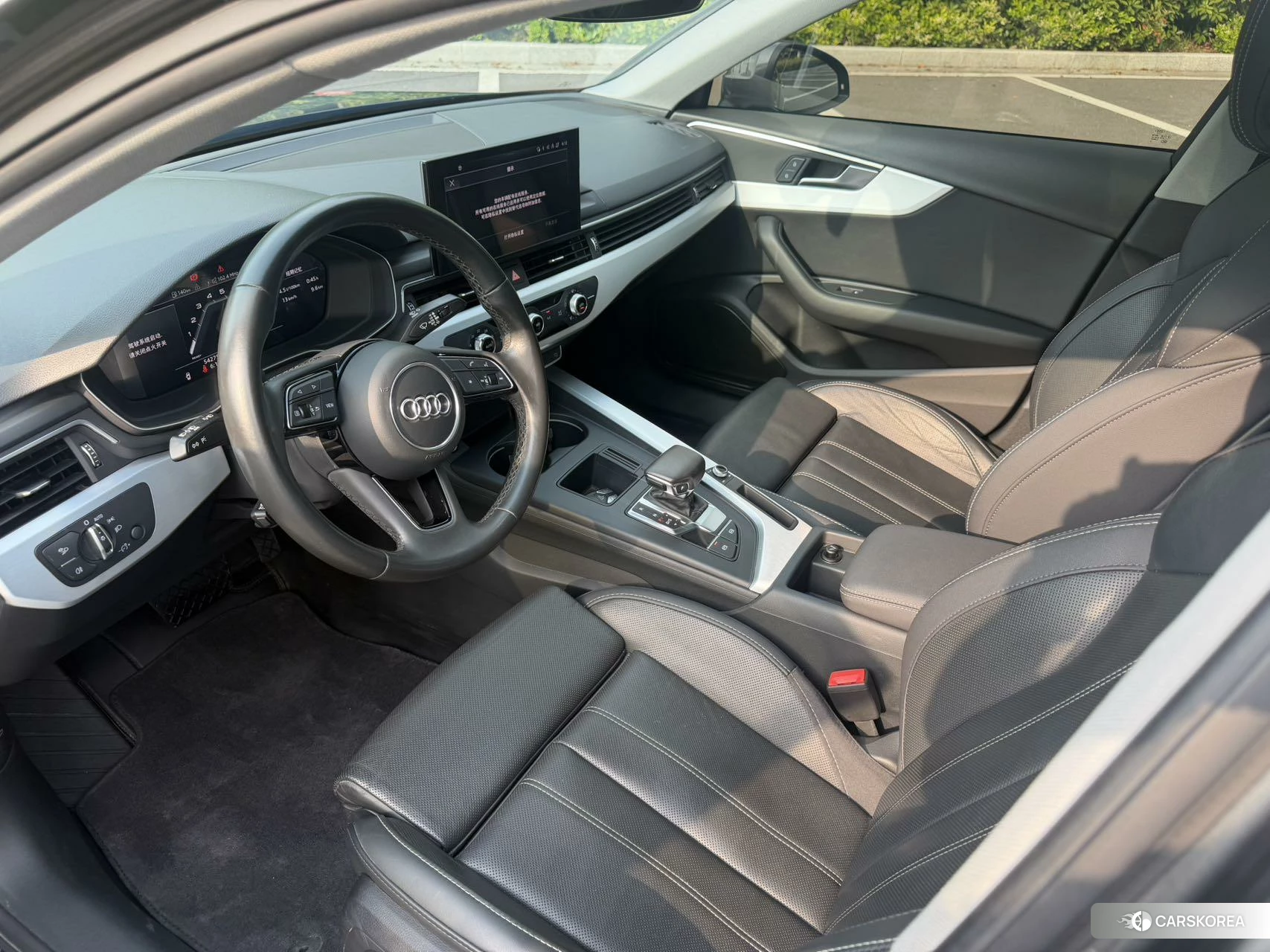 Audi A4L id 4413454 из Китая 11