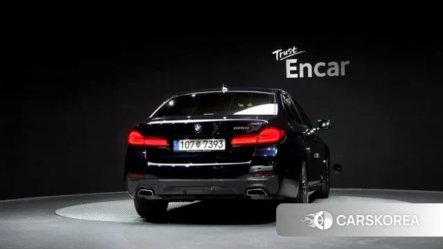 BMW 5 Series (G30) id 3432294 из Кореи 14