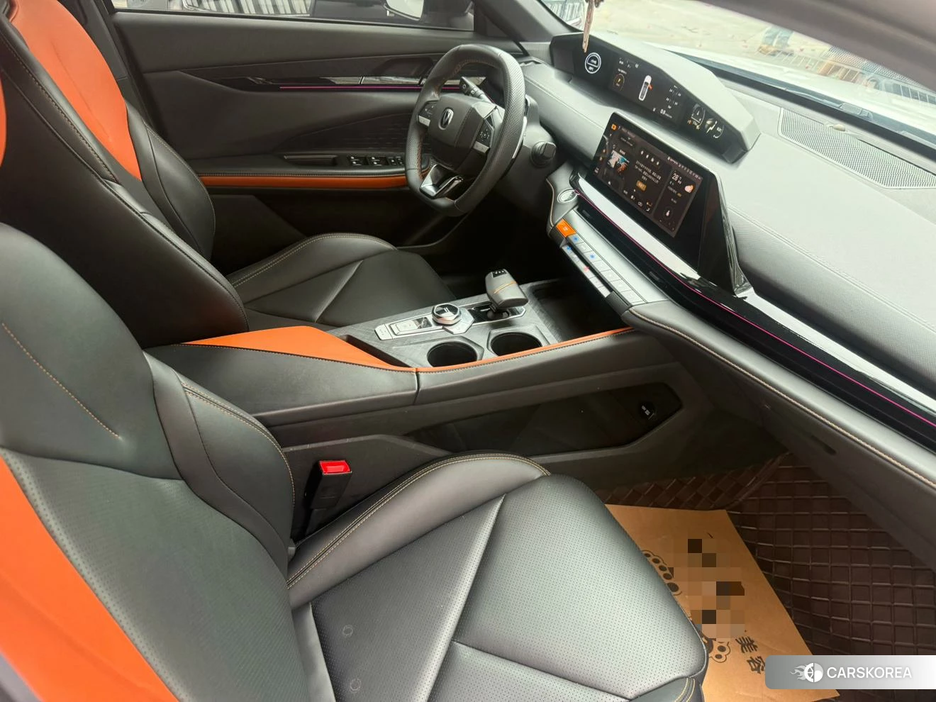 Chang'an UNI-V 2022 Белый из Китая, фото 4