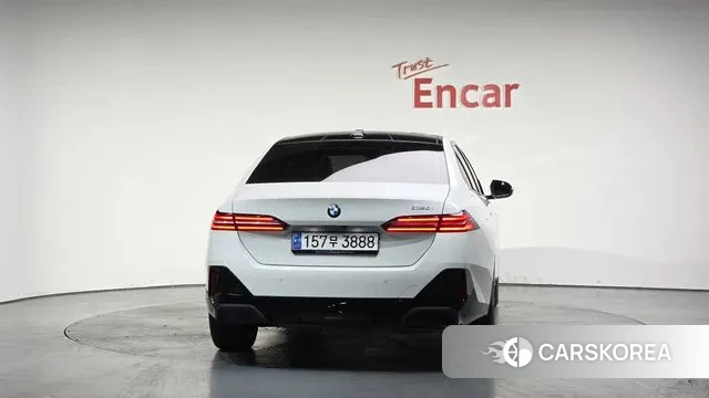 BMW 5 Series (G60) id 3544657 из Кореи 14