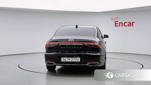 Hyundai The New Grandeur IG id 4179739 из Кореи 14