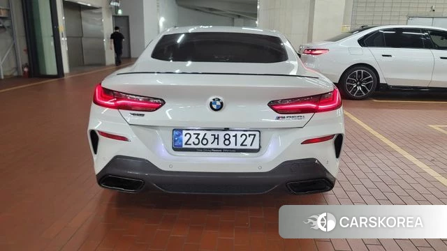 BMW 8 Series (G15) 2025 Белый из Кореи, фото 4
