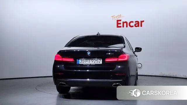 BMW 5 Series (G30) id 3037798 из Кореи 14