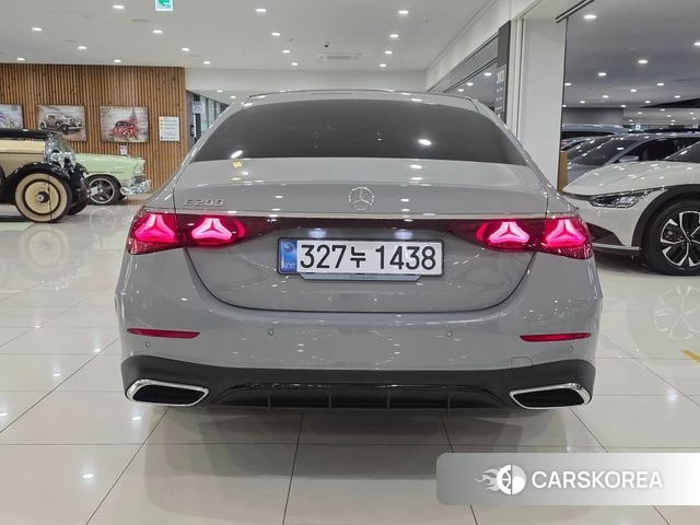 Mercedes-Benz E-Class W214 id 4853392 из Кореи 14