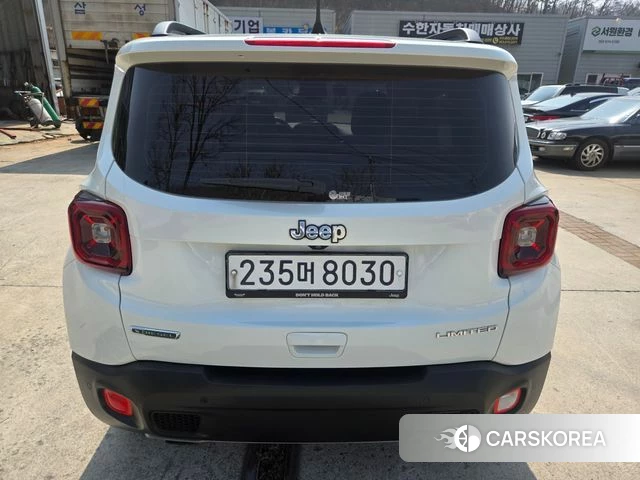 Jeep Renegade id 3844422 из Кореи 14