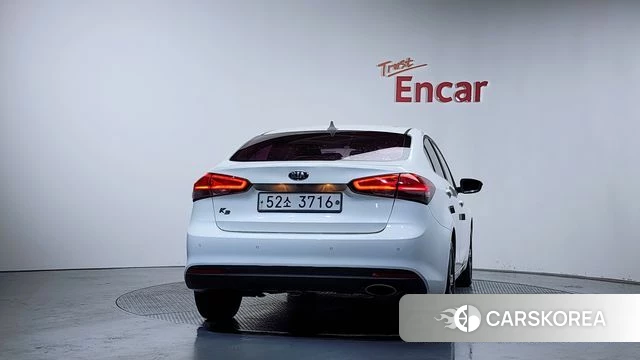 Kia The New K3 id 3880279 из Кореи 14