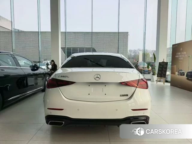 Mercedes-Benz Class C 2022 Белый из Китая, фото 4