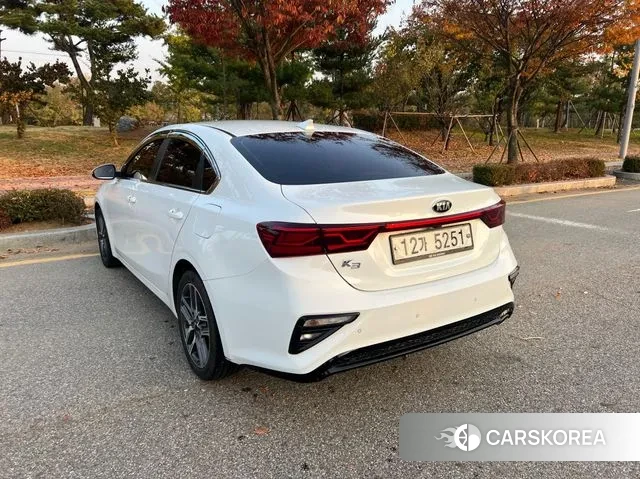 Kia Come New K3 id 3574136 из Кореи 14