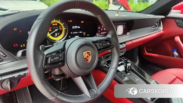 Porsche 911(992) id 2889360 из Кореи 4