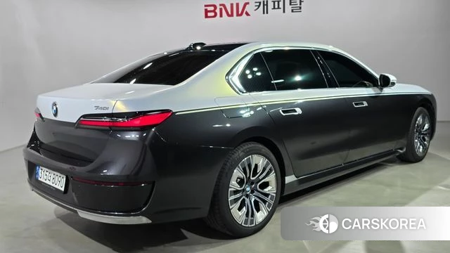 BMW 7 Series (G70) id 4401099 из Кореи 12