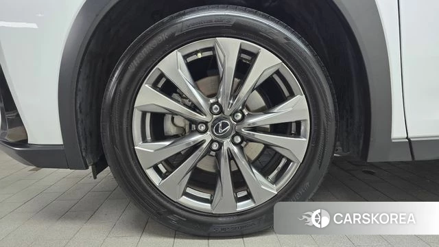 Lexus UX250h id 4550513 из Кореи 24