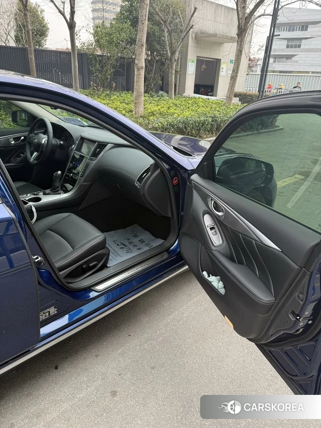 Infiniti Q50L id 4219631 из Китая 12