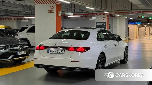 Mercedes-Benz E-Class W214 id 4853414 из Кореи 14