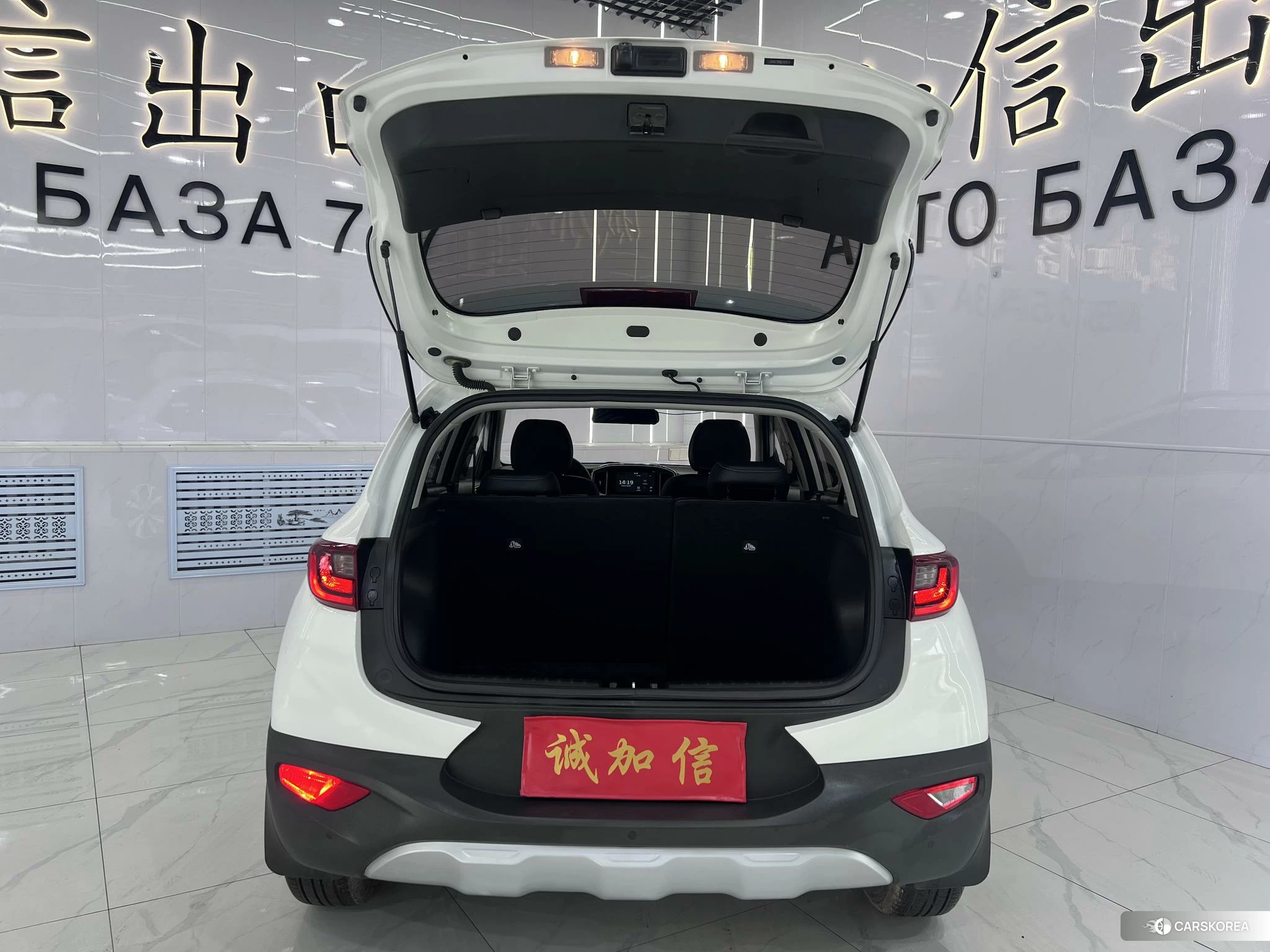 Kia KX1 id 4485465 из Китая 13