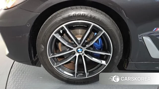 BMW 5 Series (G30) id 3443199 из Кореи 14