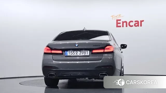 BMW 5 Series (G30) id 2931895 из Кореи 14