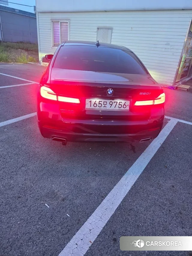 BMW 5 Series (G30) id 3054669 из Кореи 10