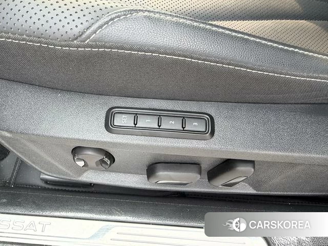 Volkswagen Passat id 4313406 из Китая 14