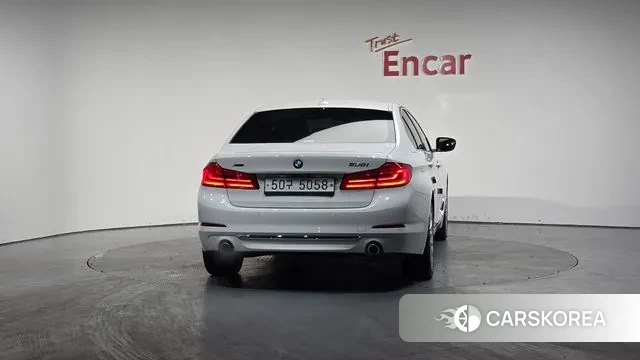 BMW 5 Series (G30) id 3494414 из Кореи 14