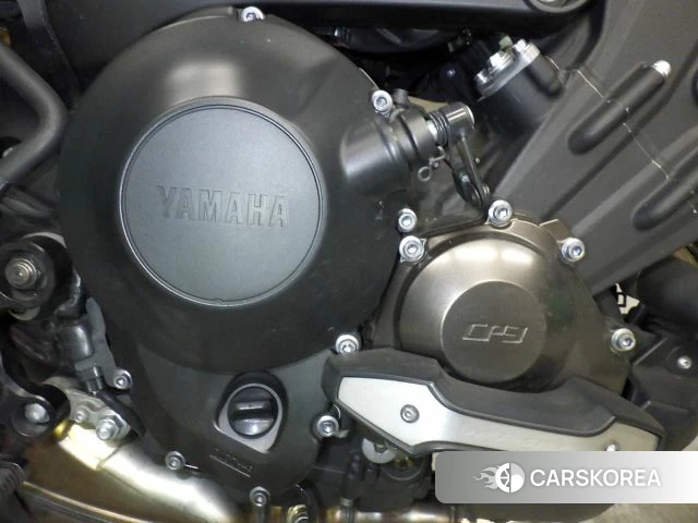 Engine photo