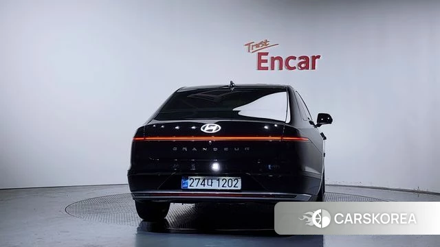 Hyundai Grandeur Hybrid (GN7) id 4381644 из Кореи 30