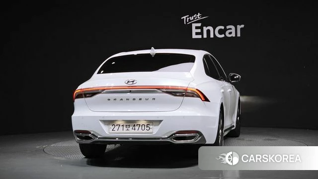 Hyundai The New Grandeur IG id 4609321 из Кореи 24