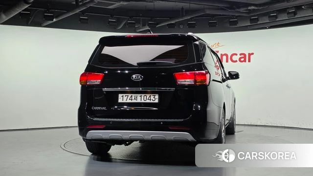 Kia All New Carnival id 4907716 из Кореи 29