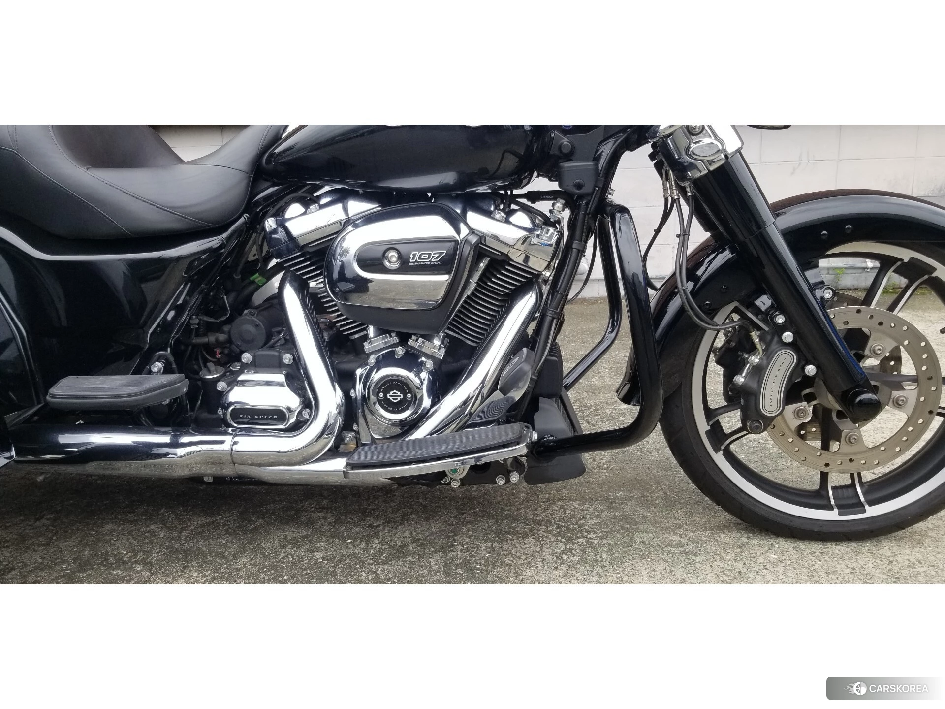 Проданный Harley-Davidson FREEWHEELER FLRT1740 2017 из Японии, фото 2