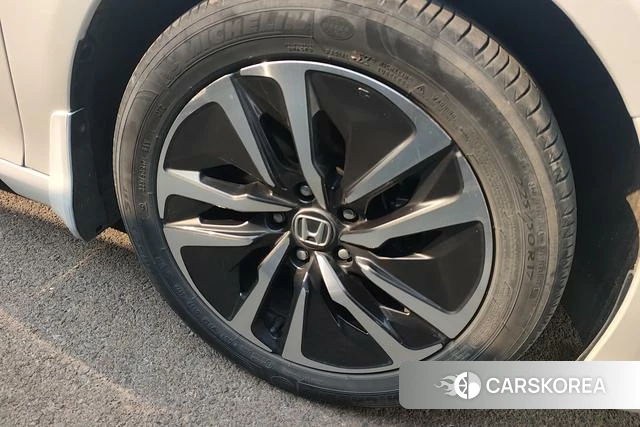 Honda Accord id 4258466 из Китая 11