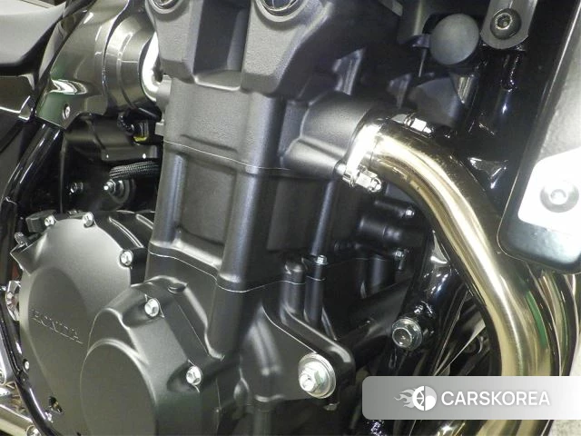 Engine photo