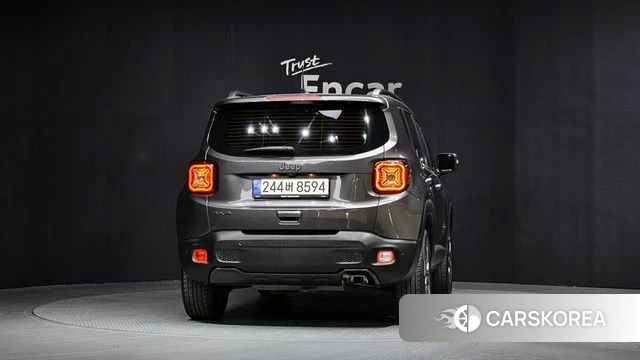 Jeep Renegade id 3923574 из Кореи 14