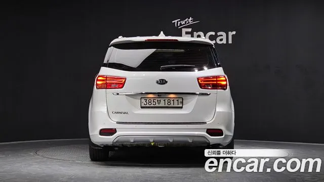 Kia The New Carnival id 2435689 из Кореи 14