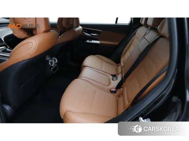 Mercedes-Benz GLC 2024 Черный из Китая, фото 4