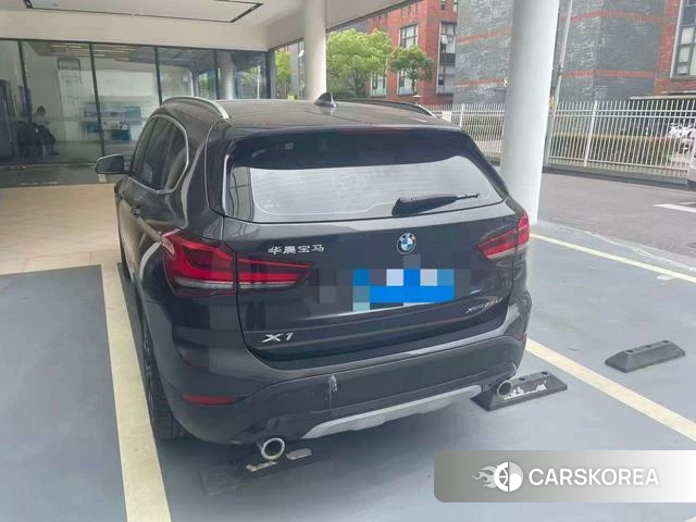 BMW X1 2021 Черный из Китая, фото 4