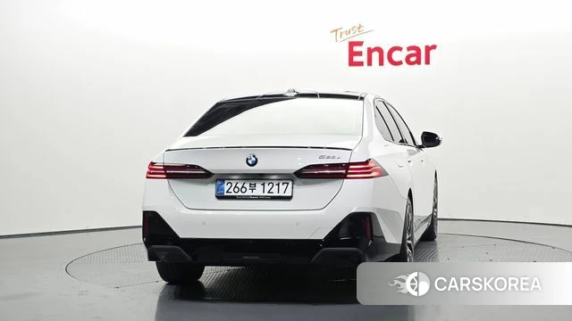 BMW 5 Series (G60) id 4381193 из Кореи 14