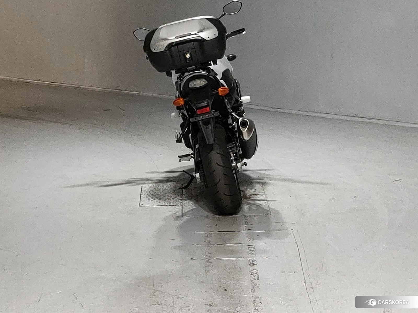 Проданный Suzuki GSR750 2014 из Японии, фото 4