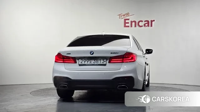 BMW 5 Series (G30) id 3601892 из Кореи 14