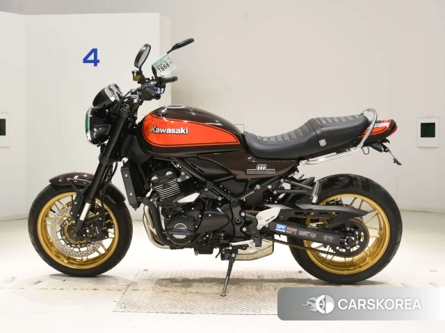 Проданный Kawasaki Z900RS 2022 из Японии