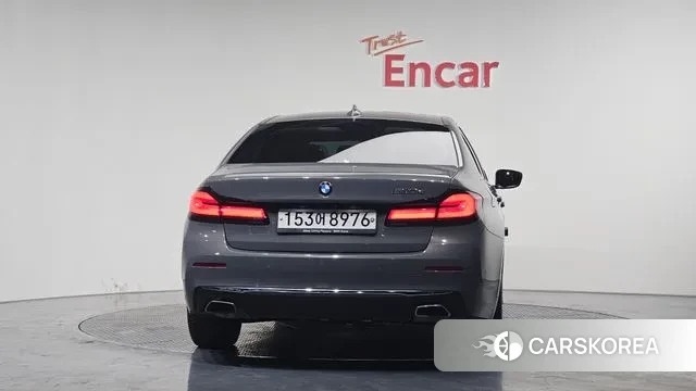 BMW 5 Series (G30) id 3601464 из Кореи 14