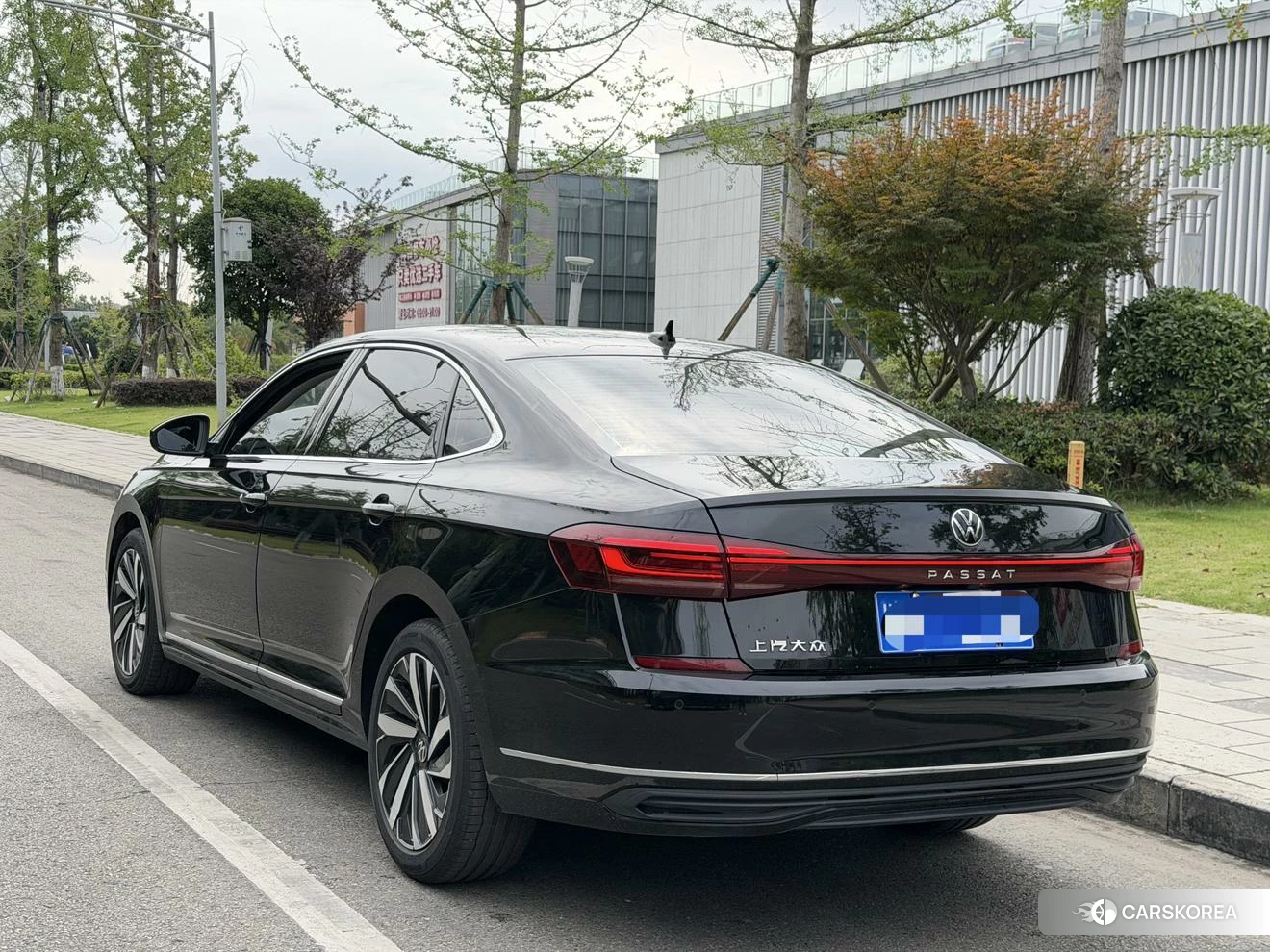 Volkswagen Passat id 4512753 из Китая 8