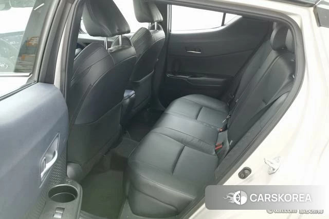 Toyota C-HR id 4276269 из Китая 18
