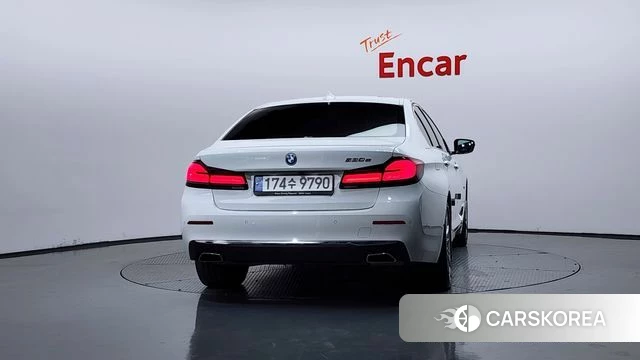 BMW 5 Series (G30) id 4457172 из Кореи 29